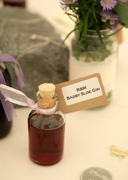 Sloe Gin Favour